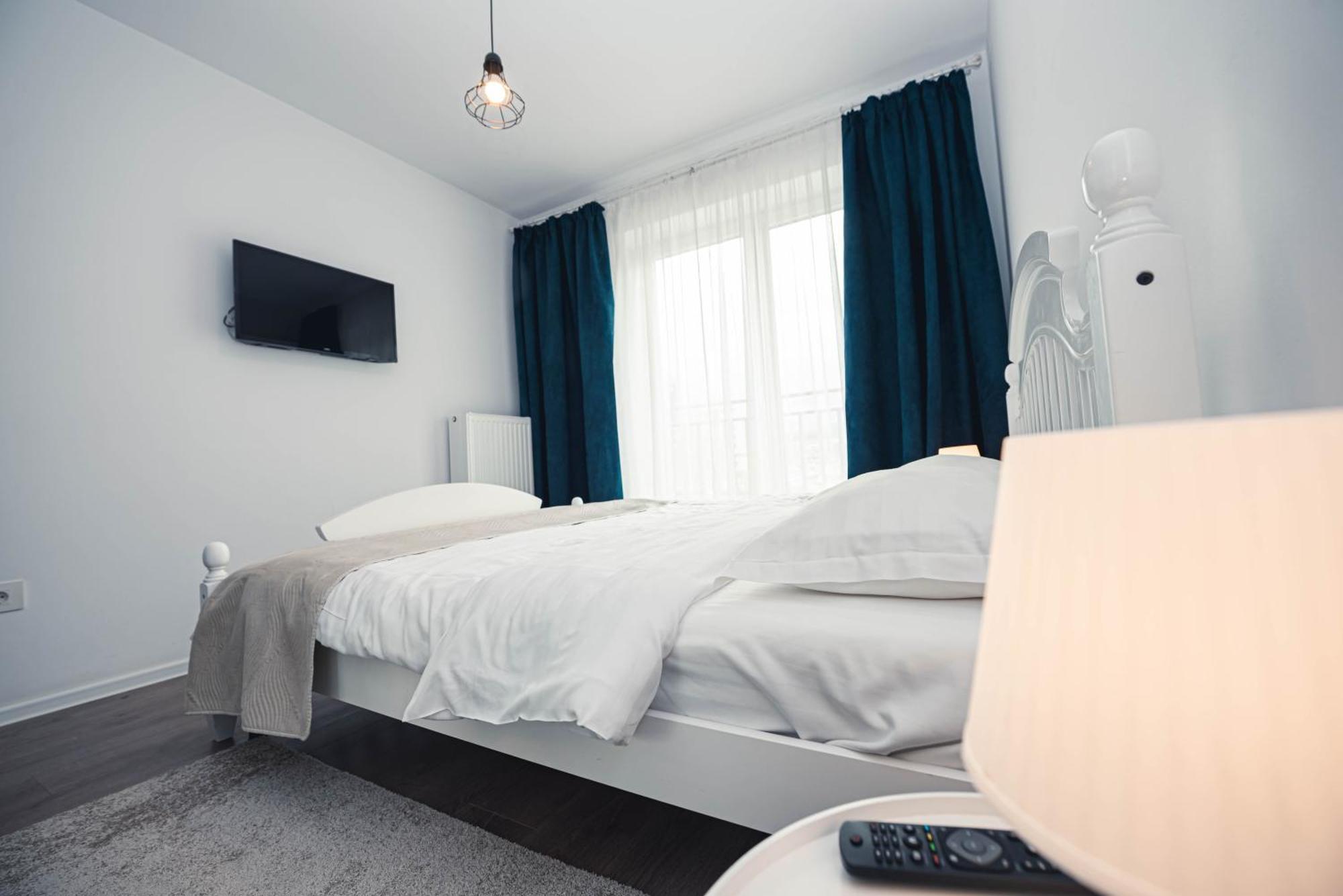 White Mood Apartment 2 ブラショフ エクステリア 写真